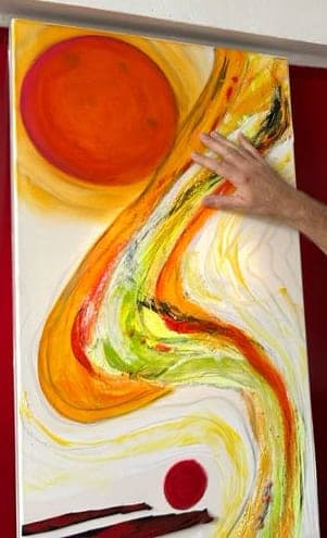 Hohes Bildpaneel: orange Sonne und eine geschwungene Welle in Gelb, Orange und Grün auf Weiß